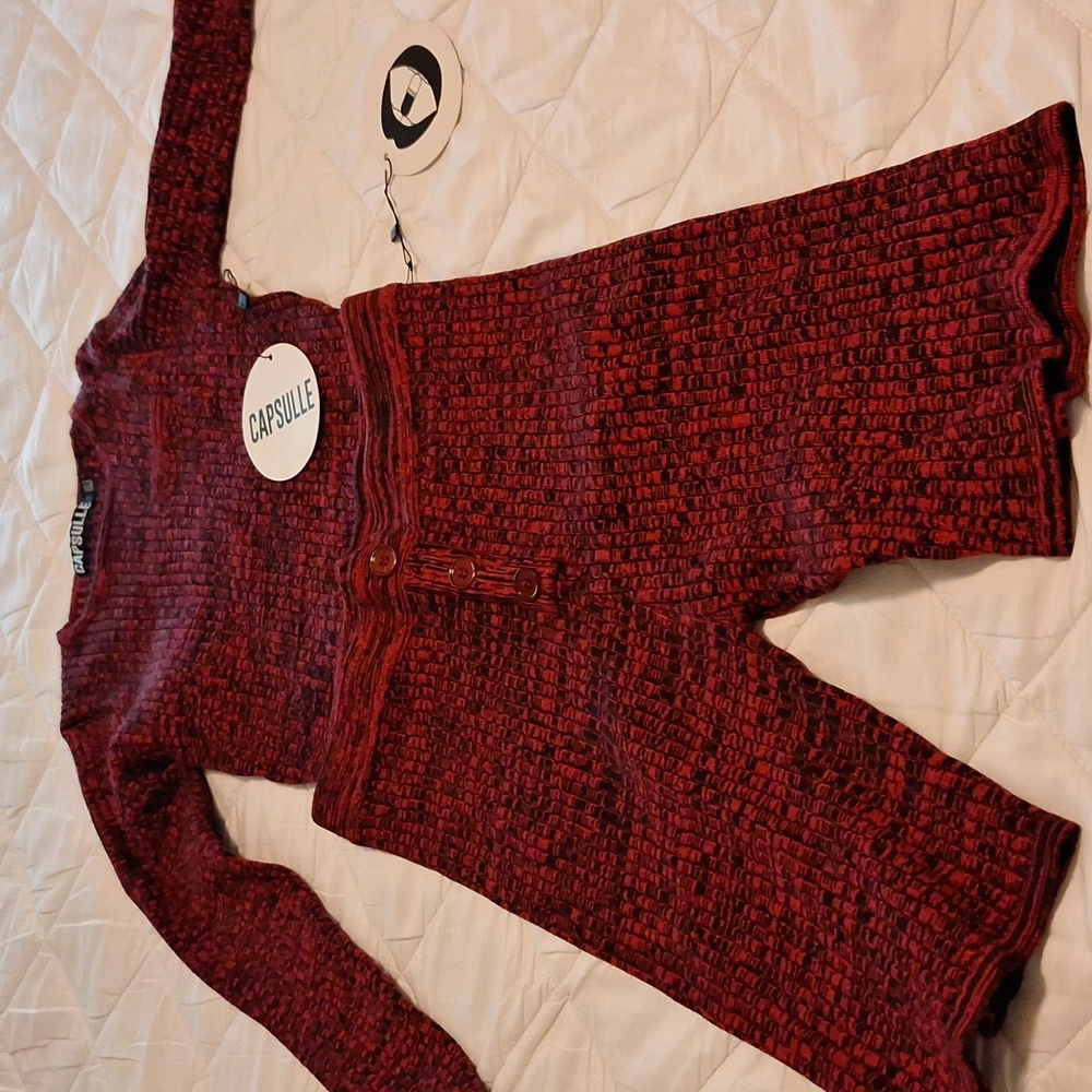 Red Textured Knit Set - Picture 2 of 4